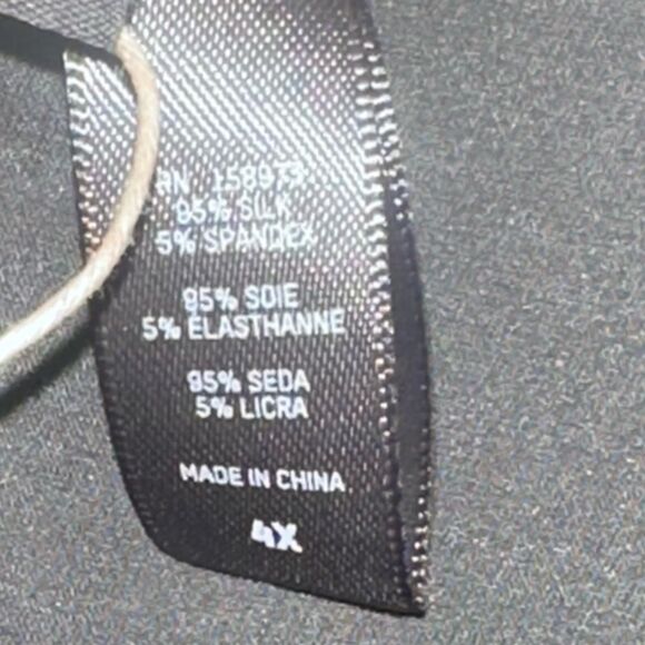 SKIMS NWT High Slit Stretch Silk Slip in Gunmetal Size 4X - Picture 8 of 8